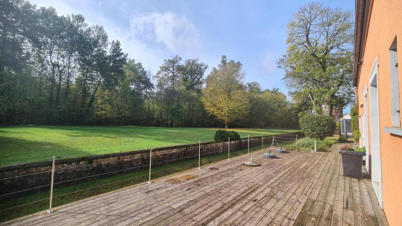 Le Manoir De Villefermoy Les Ecrennes 外观 照片